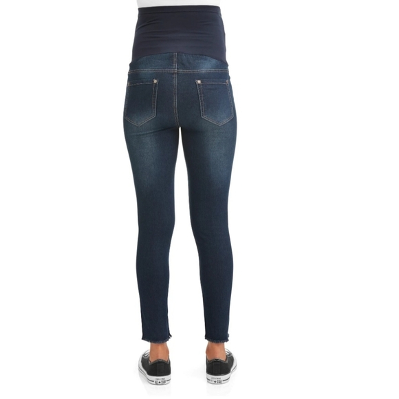 NWT Maternity Jeans with Full Panel Belly Band - Picture 4 of 10